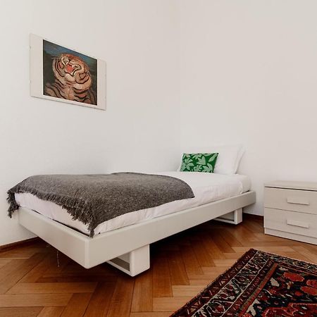 Giuka Apartment By Quokka 360 - Close To The Station Massagno Exterior photo