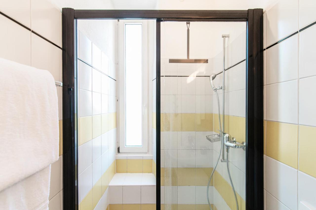 Giuka Apartment By Quokka 360 - Close To The Station Massagno Exterior photo